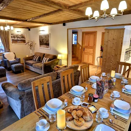 シャレー Cristalliers - 5 Bedroom Luxury In With Log Fire And Hot Tub シャモニー