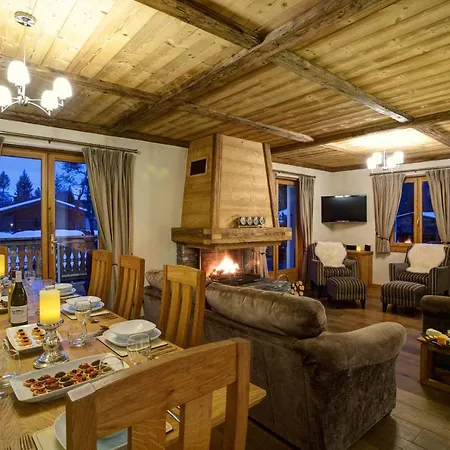 Cristalliers - 5 Bedroom Luxury In With Log Fire And Hot Tub Chalet