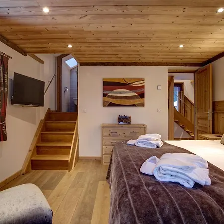 シャレー Cristalliers - 5 Bedroom Luxury In With Log Fire And Hot Tub *