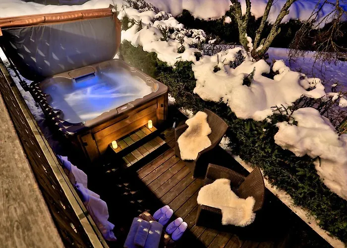 Cristalliers - 5 Bedroom Luxury In With Log Fire And Hot Tub Chamonix