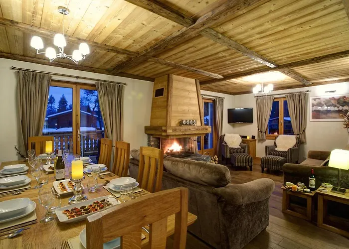 Cristalliers - 5 Bedroom Luxury In With Log Fire And Hot Tub Chalet
