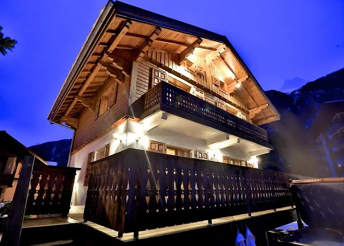 Cristalliers - 5 Bedroom Luxury In With Log Fire And Hot Tub Chalet *